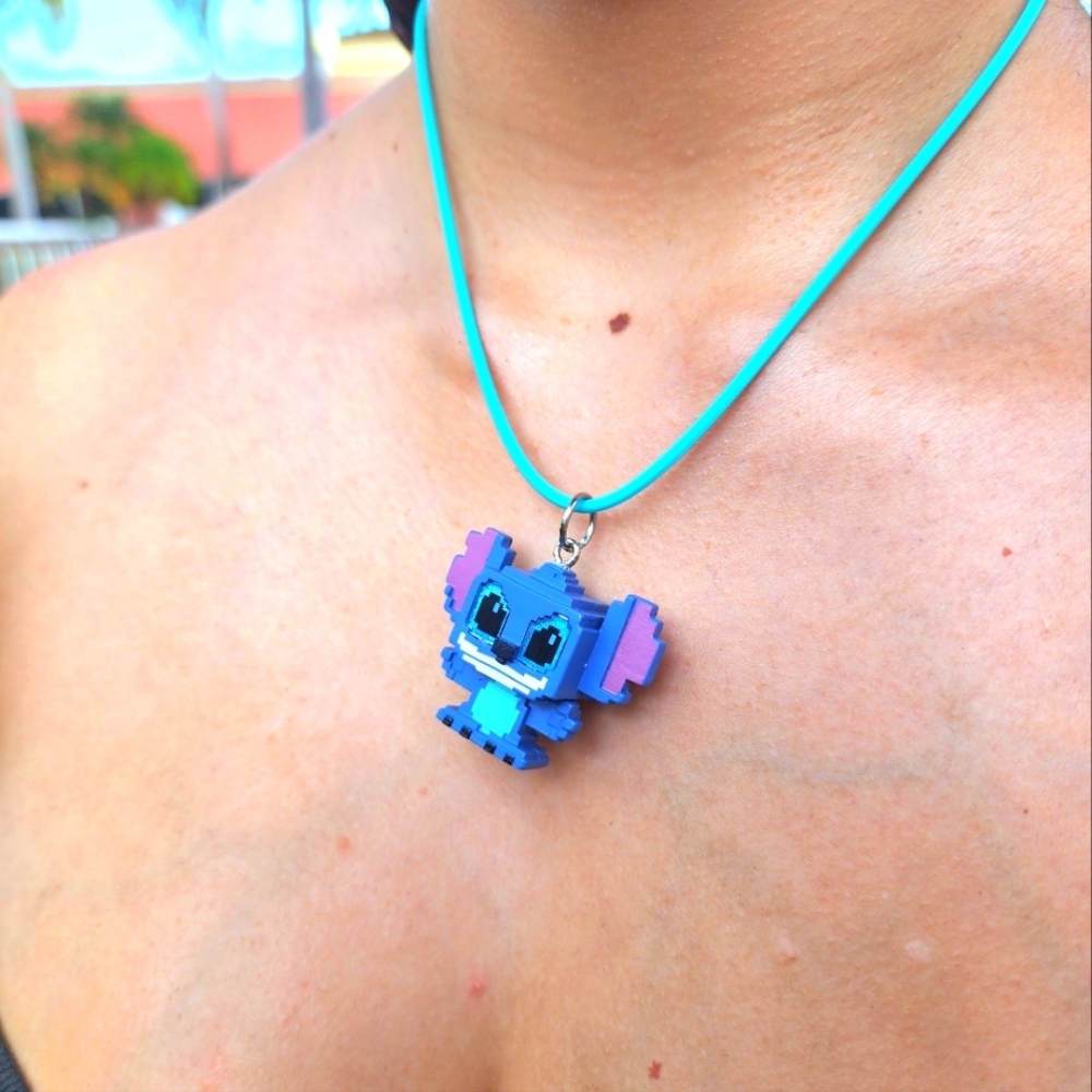 Neckle Stitch